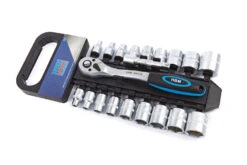 HBM 3/8" Professionele Ratel Inclusief 18 Doppen En Verlengstuk