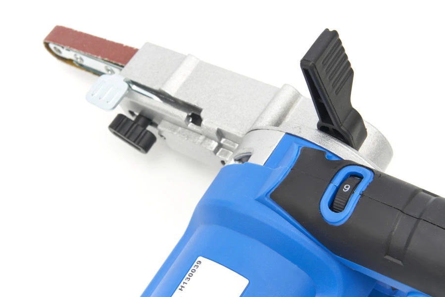 HBM Powerfile / Stripschuurmachine / Bandschuurmachine Met Stofopvang - 400 Watt. Inclusief 10 Schuurbanden 10 HBM Powerfile / Stripschuurmachine / Bandschuurmachine Met Stofopvang - 400 Watt. Inclusief 10 Schuurbanden - Afbeelding 8