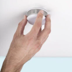 Smartware SW ROOKMELDER MINI OPT LITH 3V 10J RM620 -Thuis Gereedschap Winkel smartwares rm620 fsm 16020 rookmelder incl batterij 10 jaar mini werkt op batterijen207 1.jpg 1200x600 2e0e9ebc88